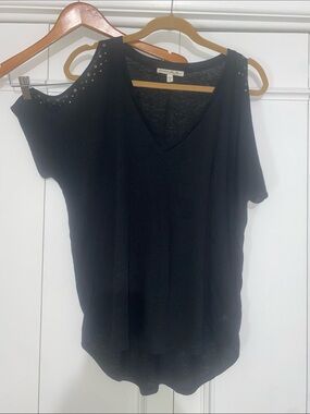 Express Black V-Neck Short Sleeve Top